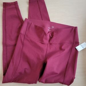 NWT Gap Fit Maternity Skinny Leggings in Deep Red XS